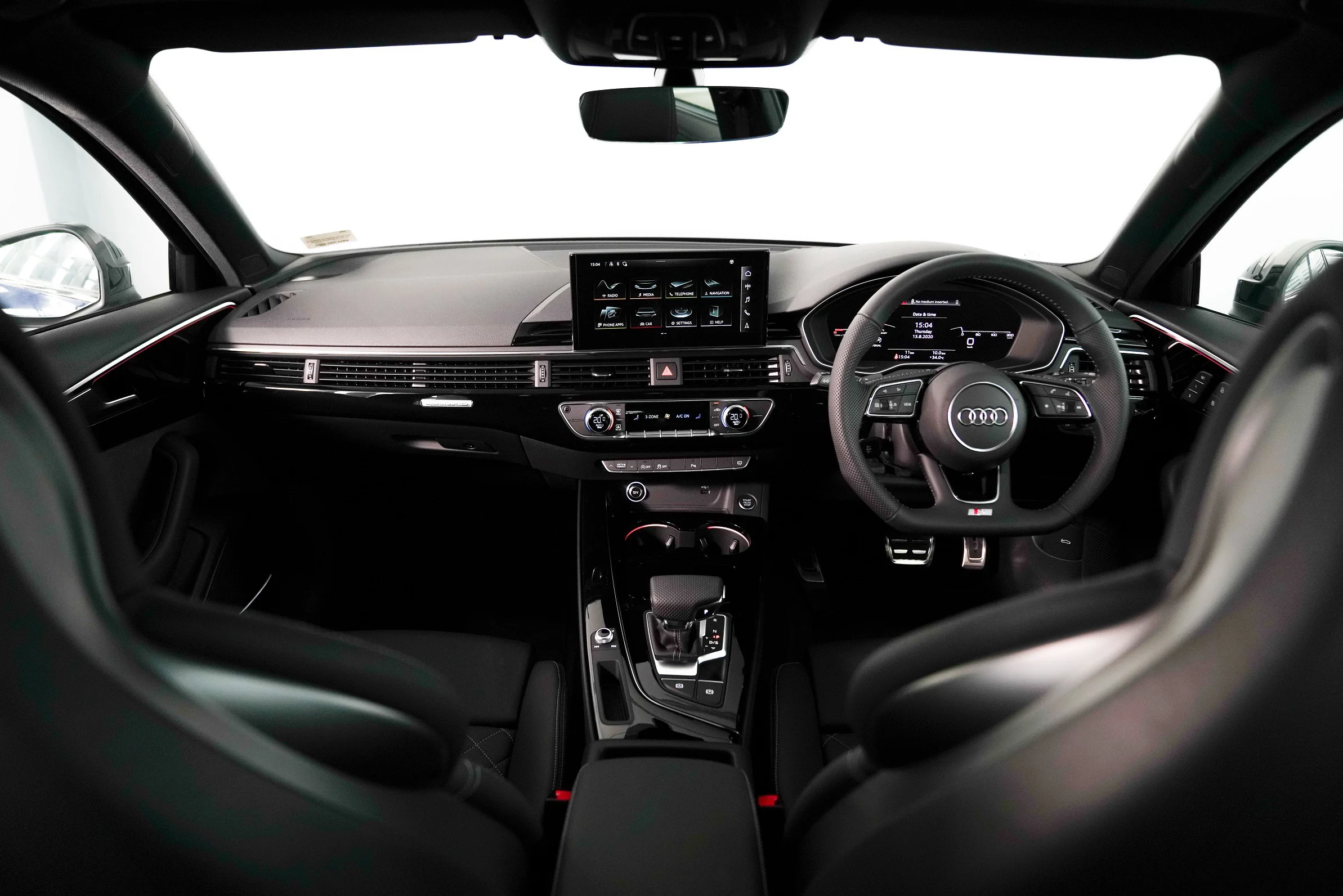 New Audi A4 Avant 4