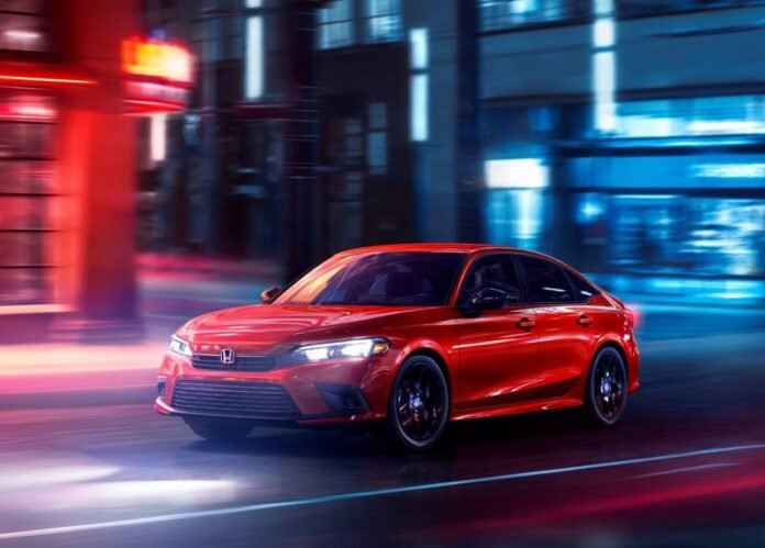 Honda-Civic_Sedan-2022-1600-04