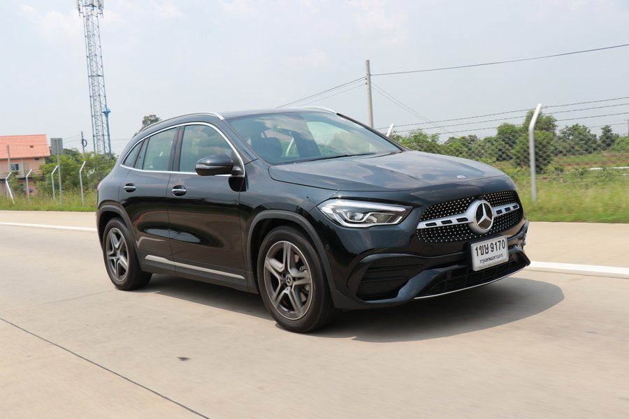 Mercedes Benz GLA 200 15