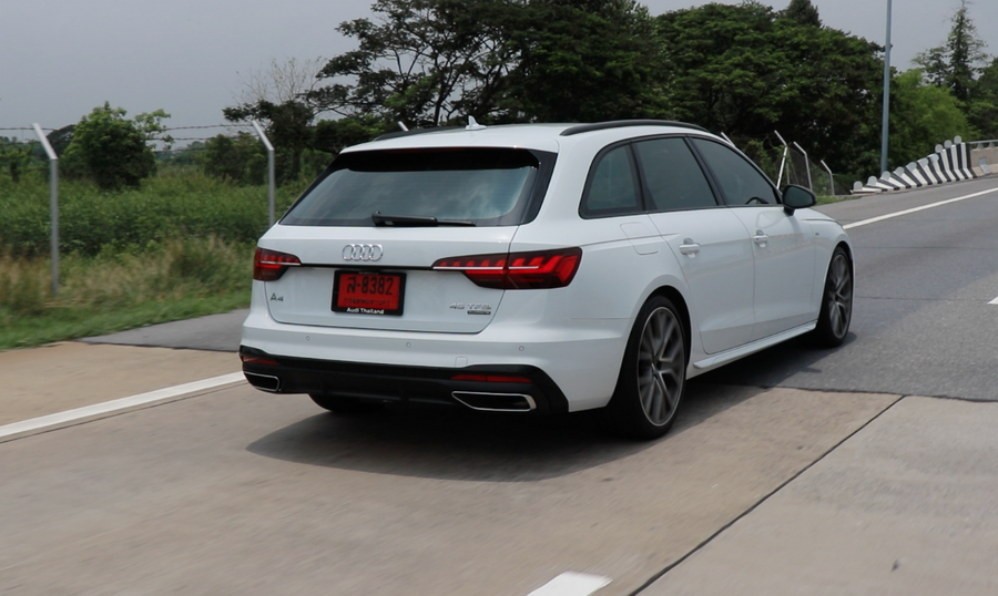 New Audi A4 Avant 16