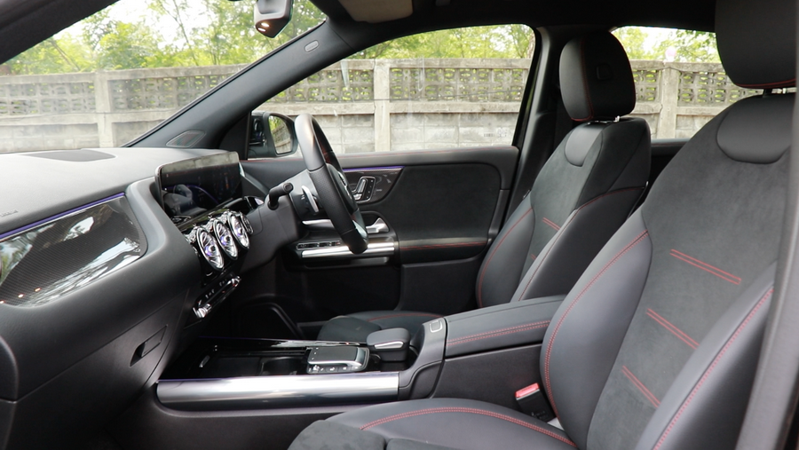 Mercedes Benz GLA 200 5