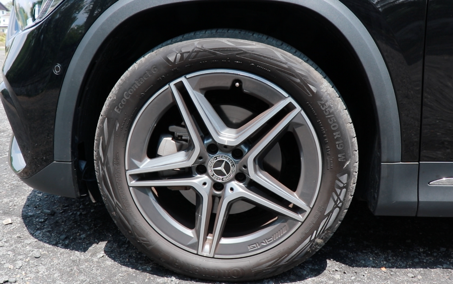 Mercedes Benz GLA 200 2