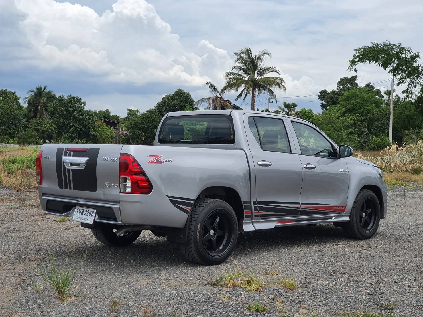 Toyota Hilux Revo Z-Edition 3
