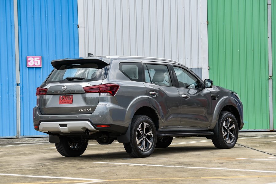 New Nissan Terra 5