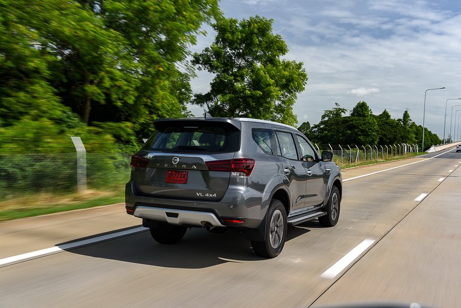 New Nissan Terra 24