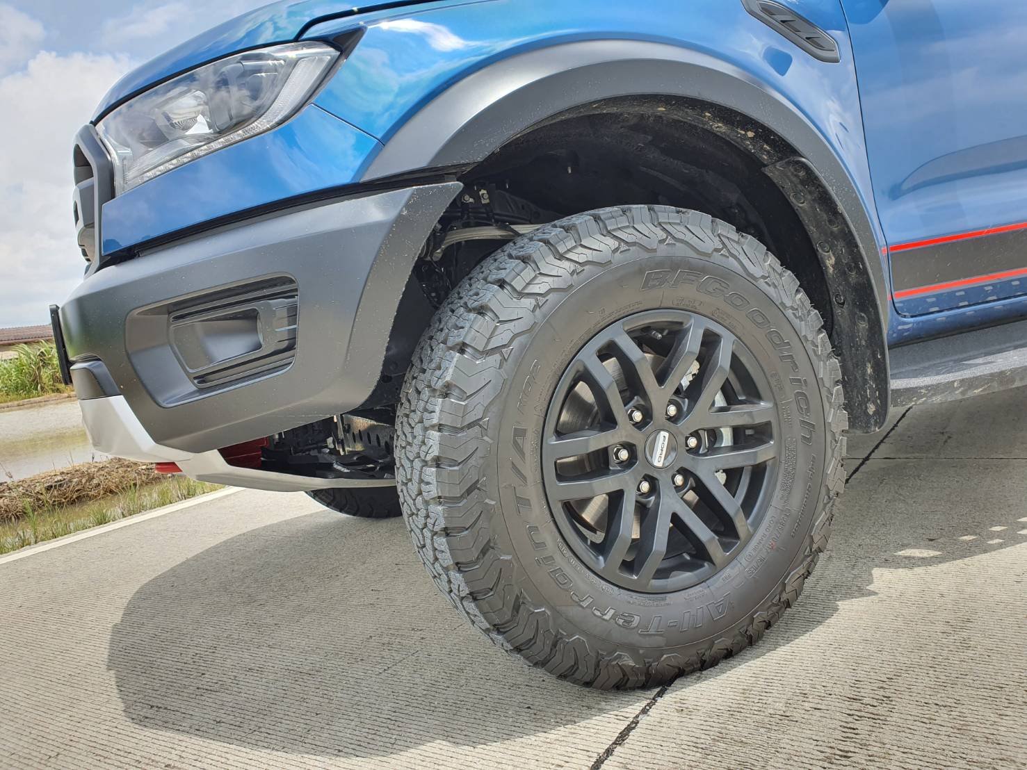 Ford Ranger Raptor X 2