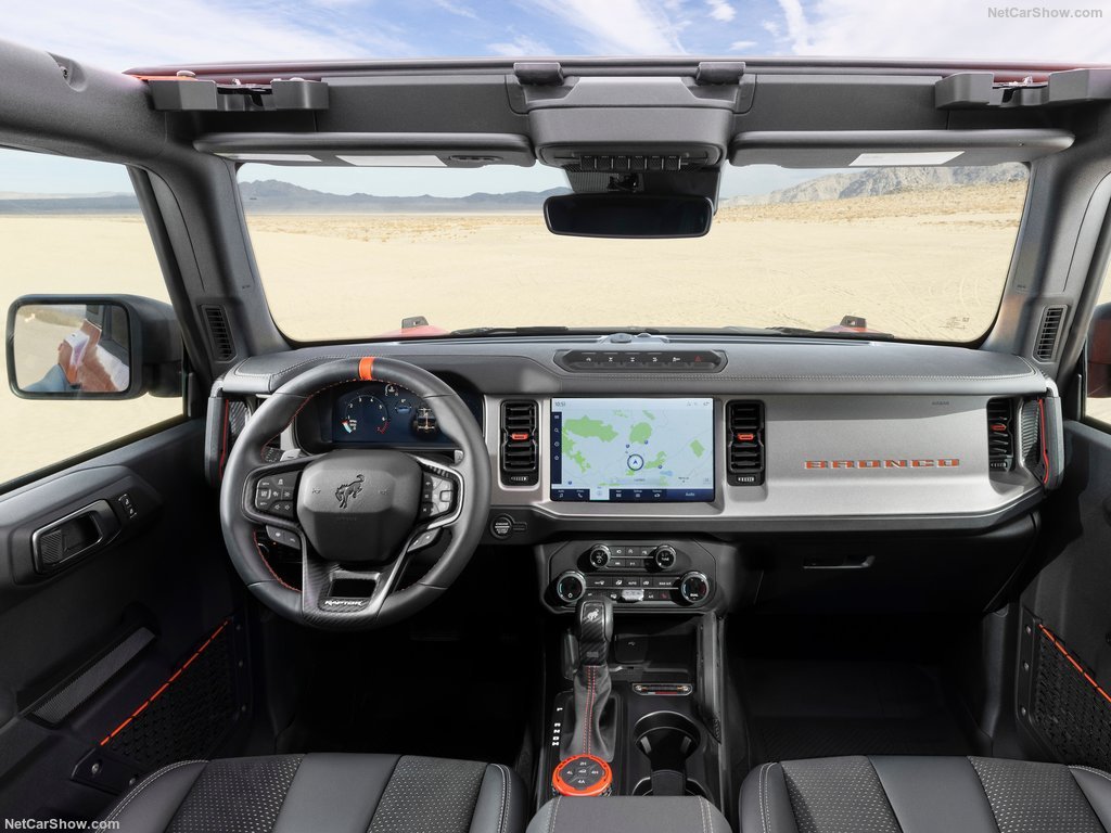 Ford Bronco Raptor 10