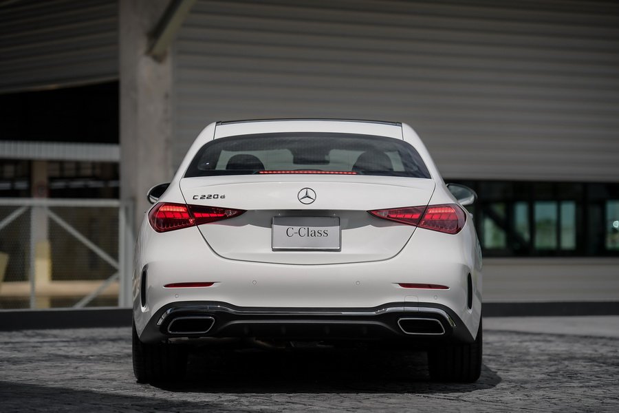 Benz C220d 4