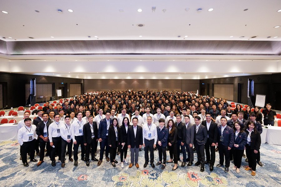 มาสด้า 4