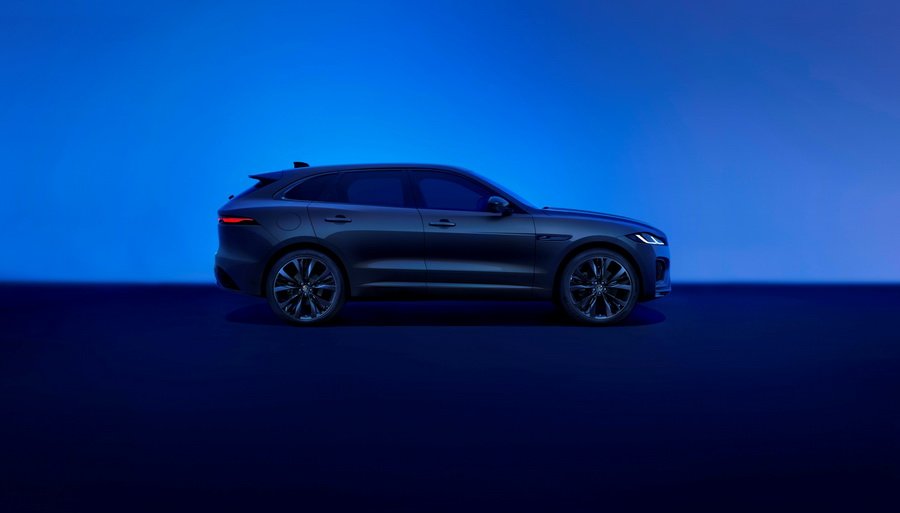 JAGUAR F-PACE 3