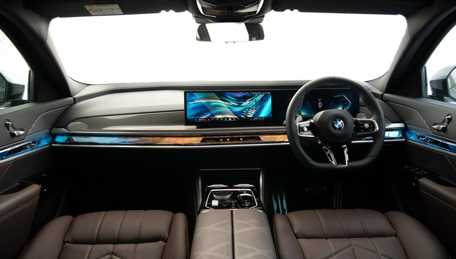 BMW 12