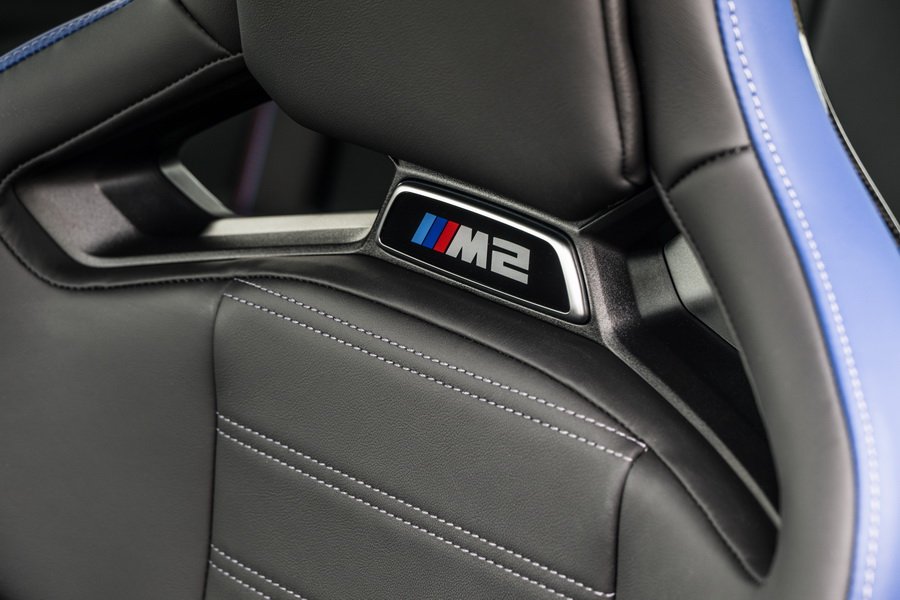 BMW 23