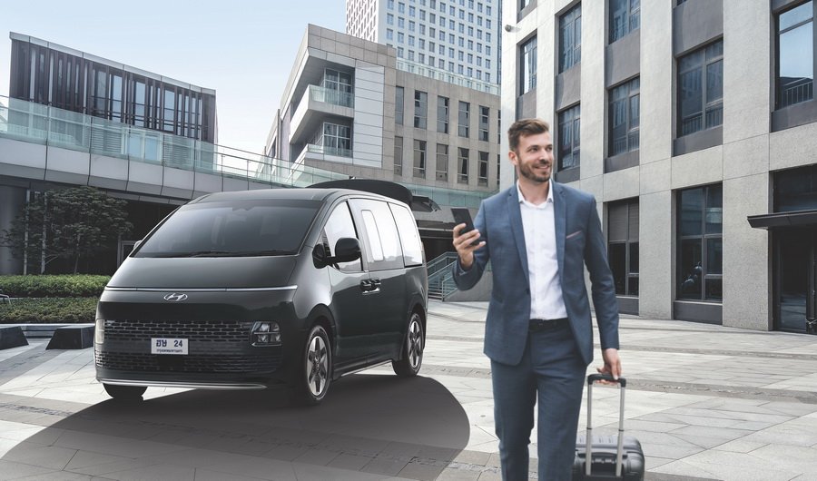 ฮุนได สตาร์เรีย 6