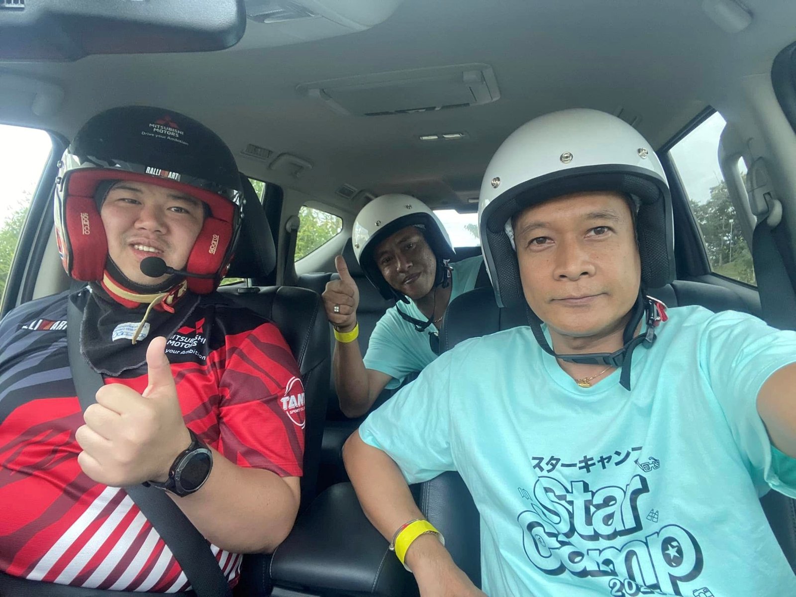 มิตซูบิชิ มอเตอร์ส 5