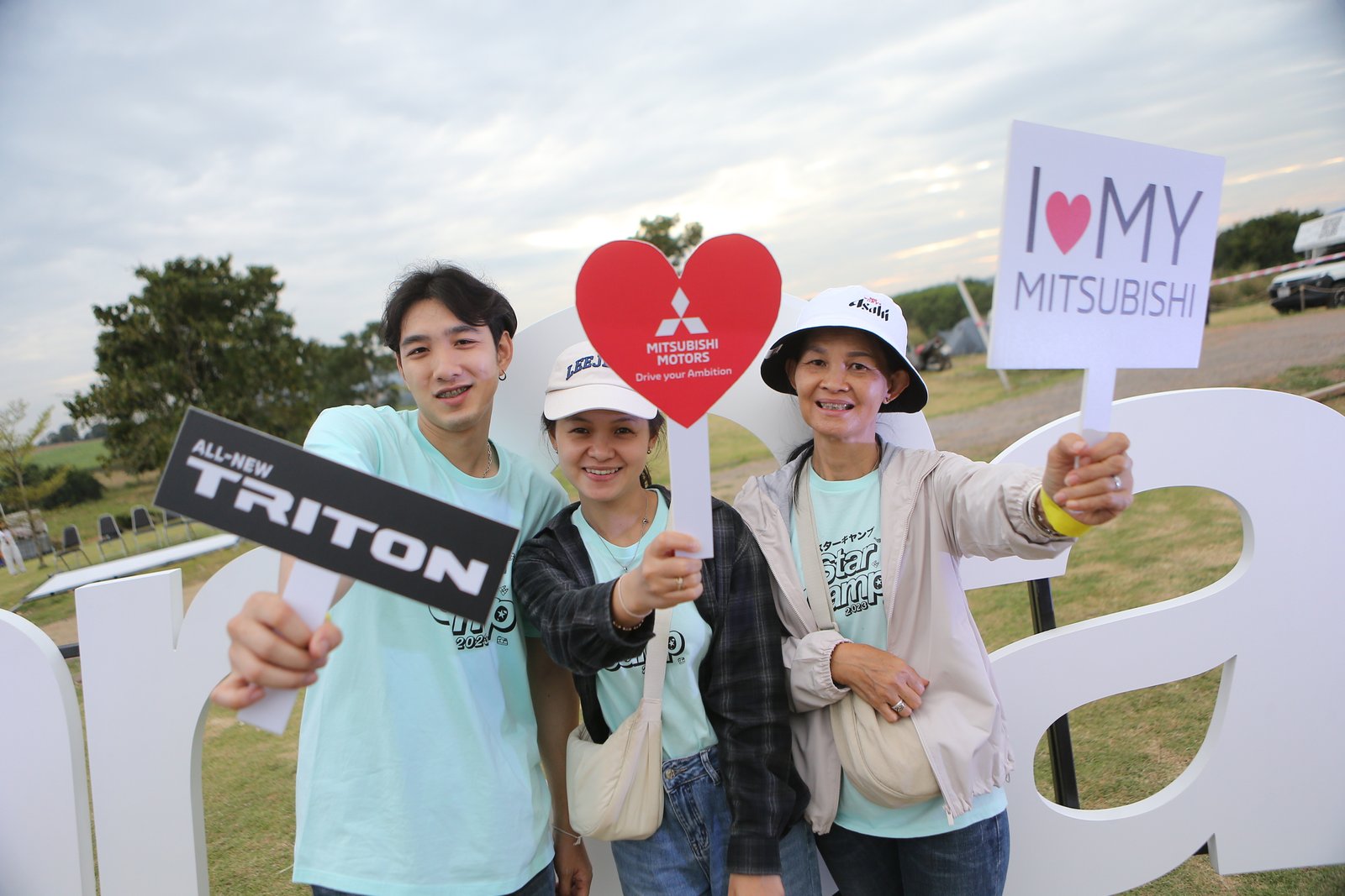 มิตซูบิชิ มอเตอร์ส 4