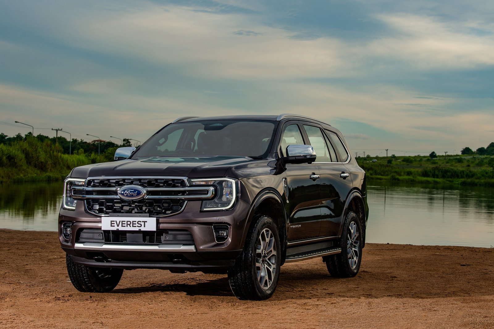 ฟอร์ด เอเวอเรสต์ 1