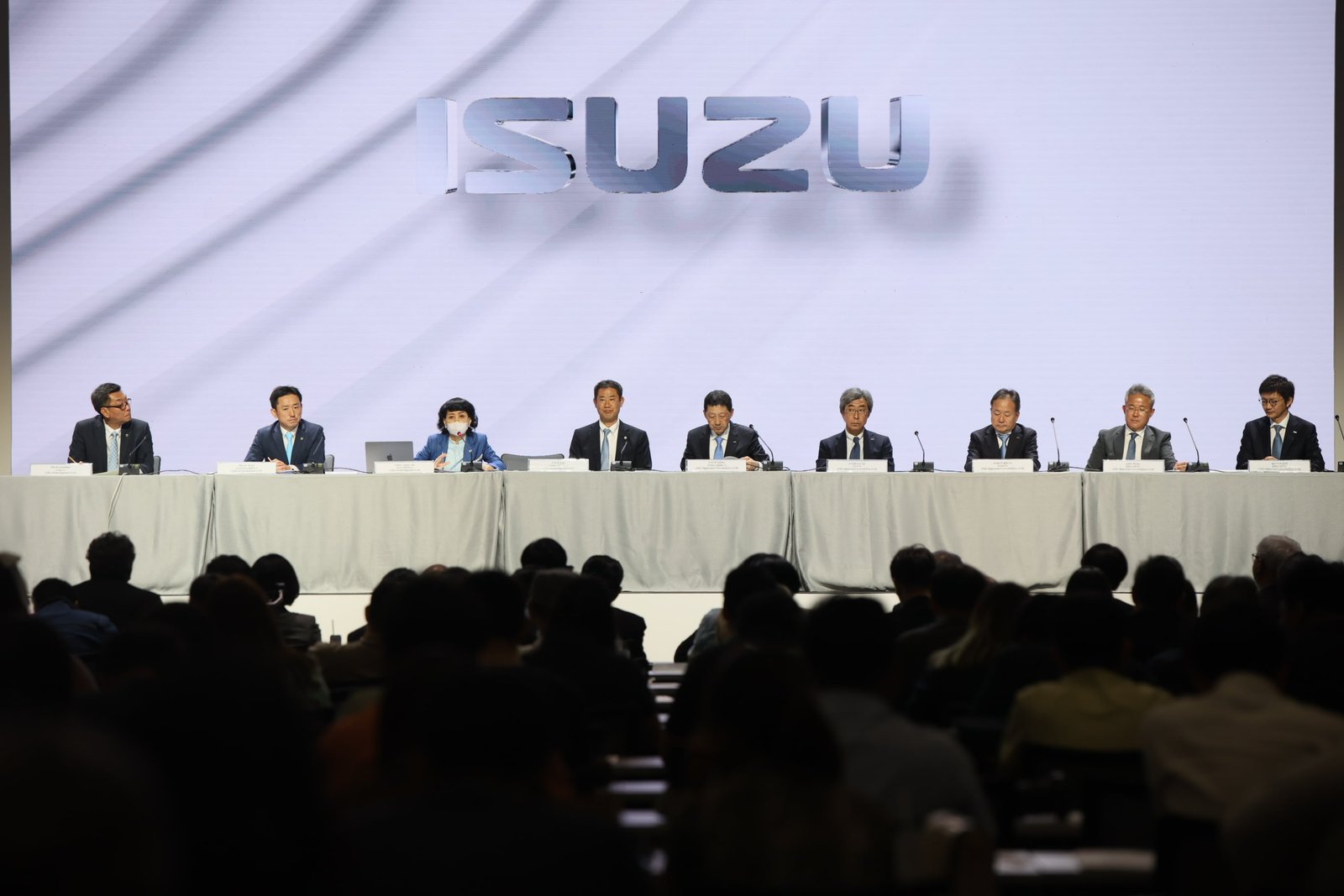 อีซูซุ 3