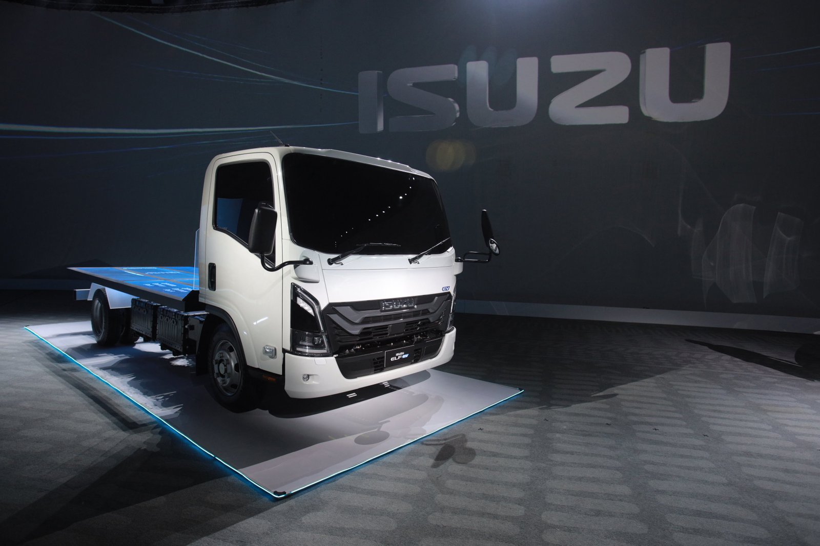 อีซูซุ 6