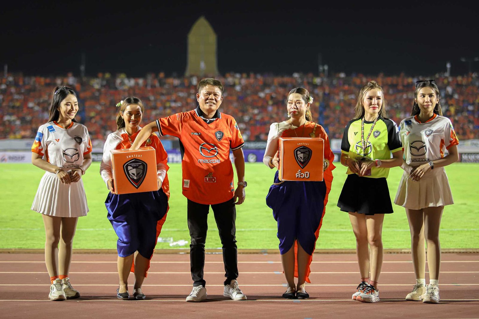 มาสด้า 6