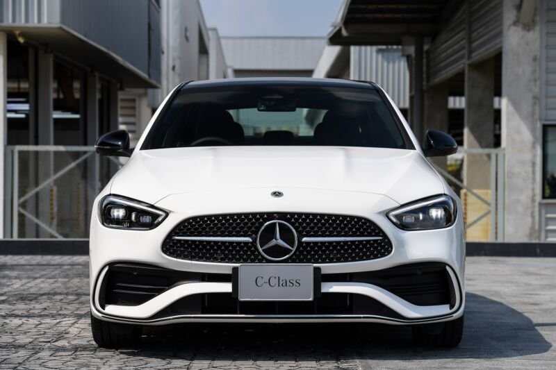 Mercedes-Benz รุ่น C 350 e AMG Dynamic 1