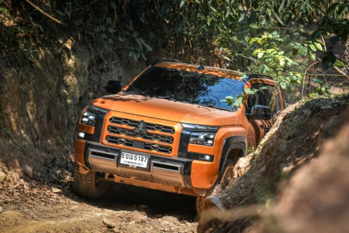 THE EXCLUSIVE STORY Pic Open