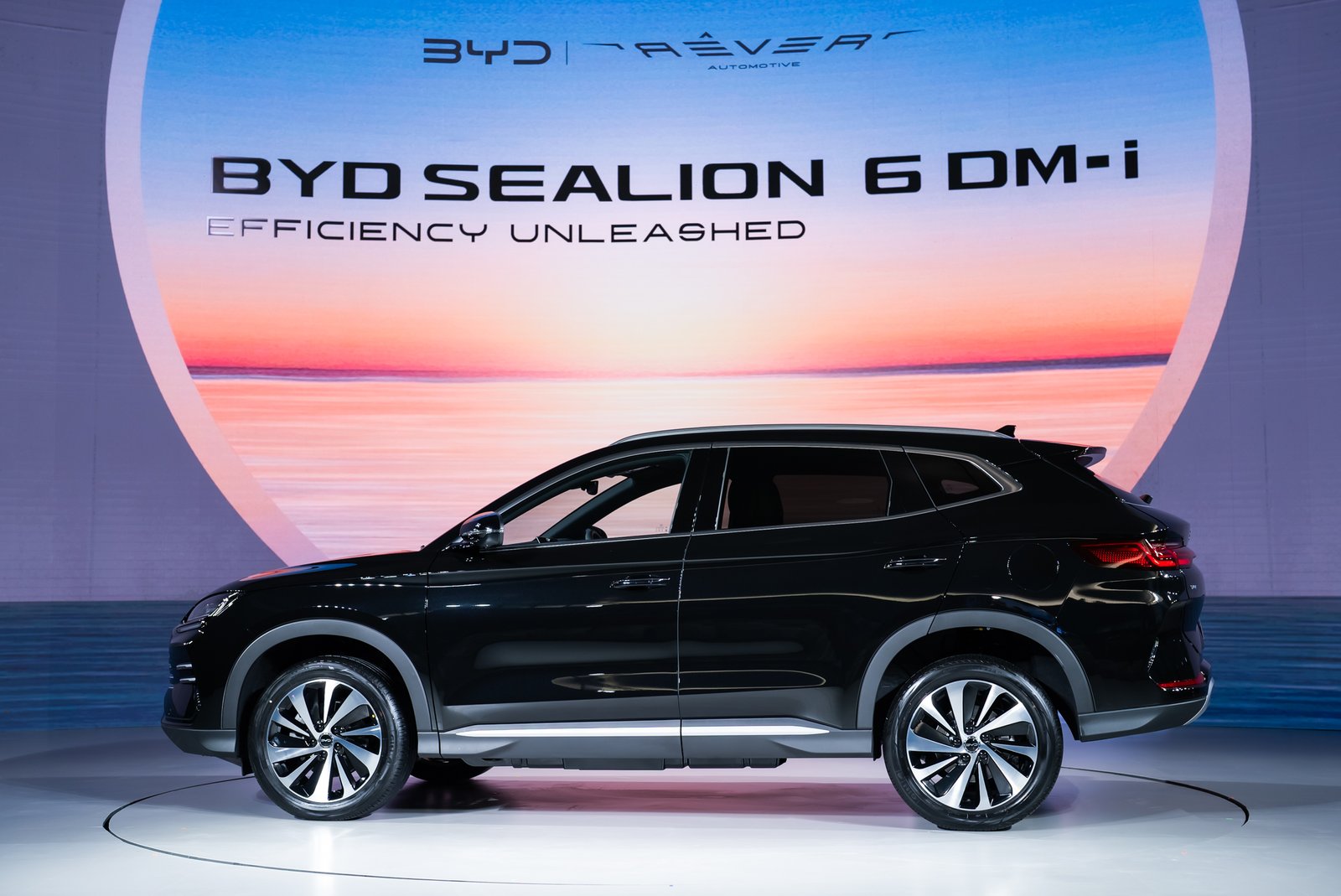 BYD SEALION 6 7