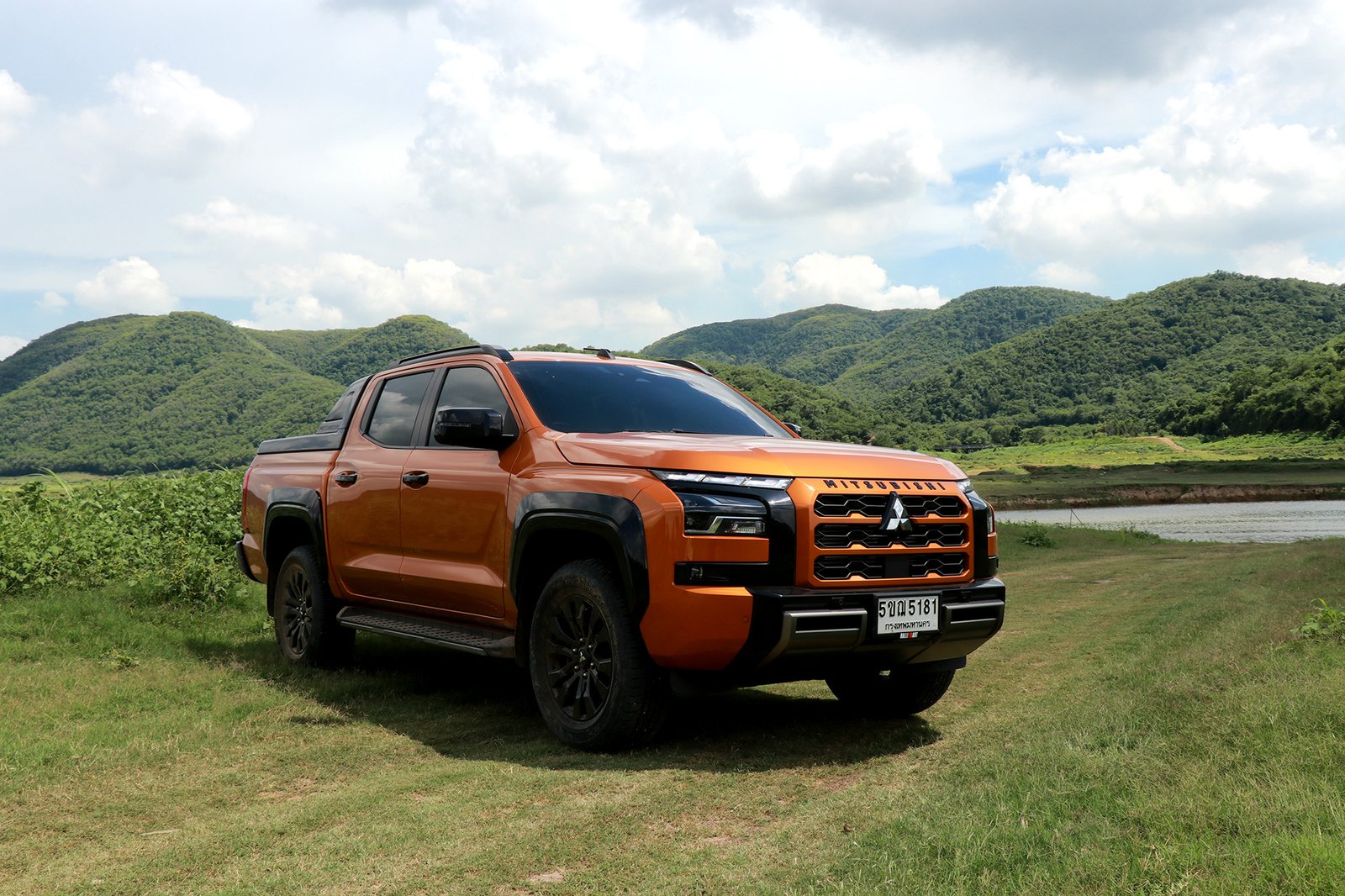 Mitsubishi Triton Athlete 2