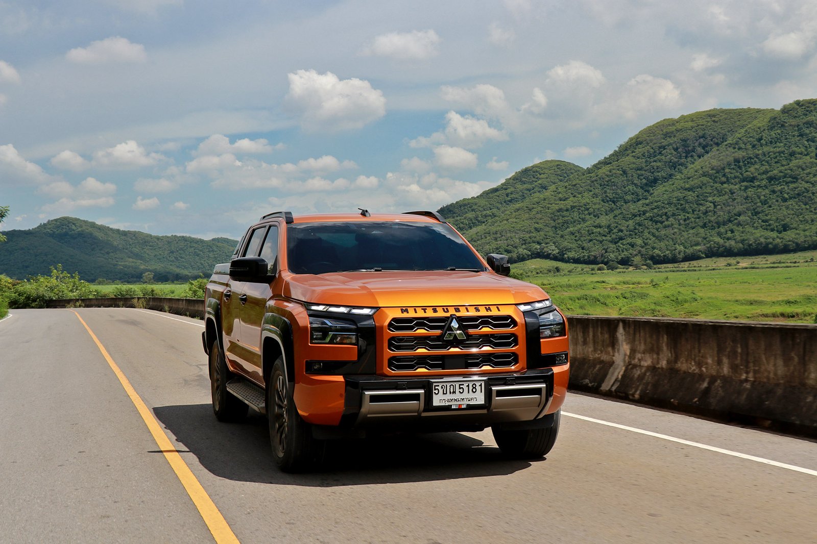 Mitsubishi Triton Athlete 9
