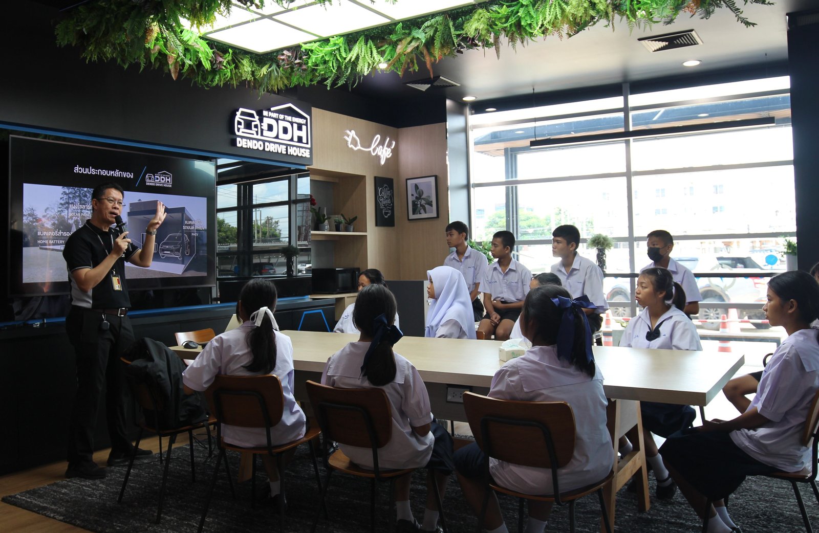 มิตซูบิชิ 5