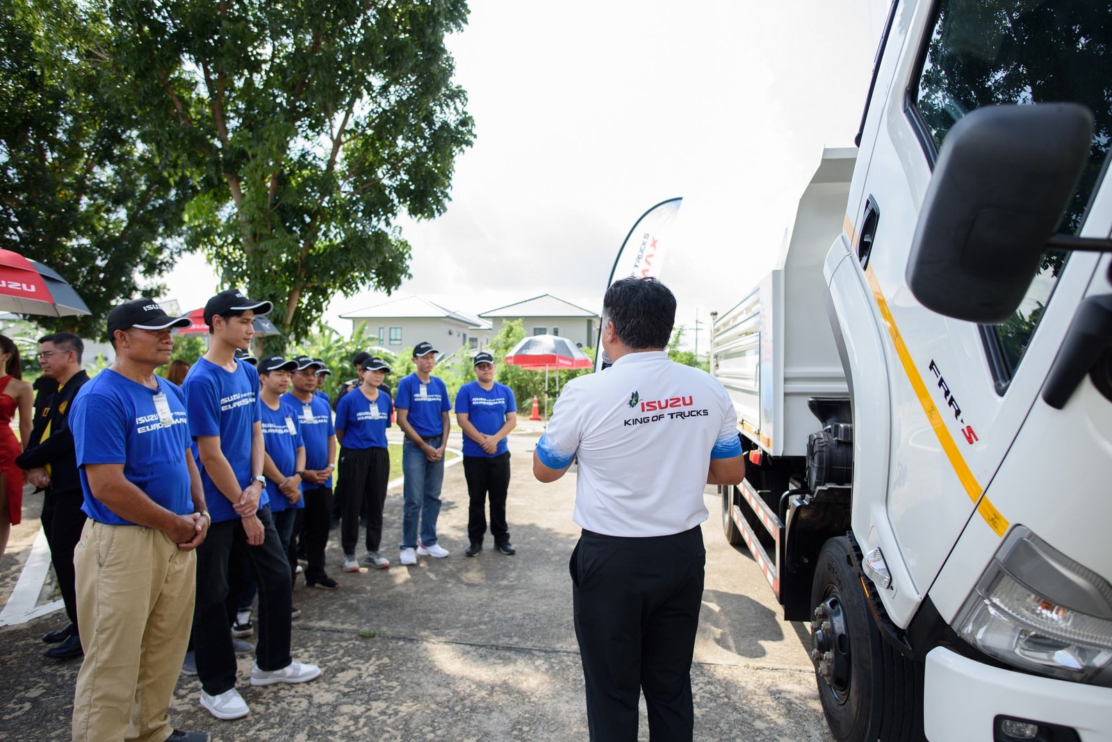 อีซูซุ 9