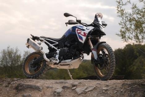 BMW F 900 GS 6