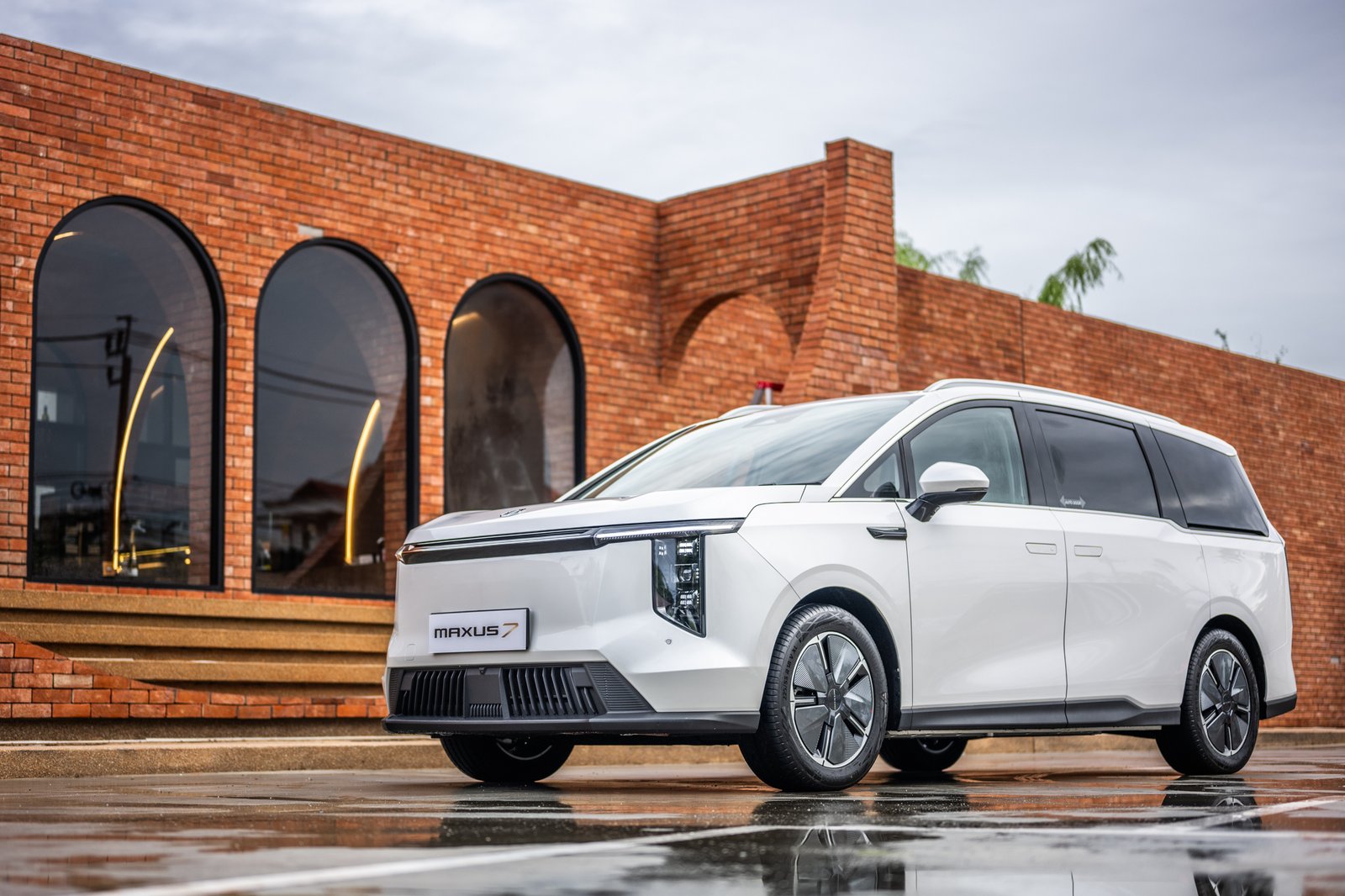 MG NEW YEAR SUPERDEAL 3