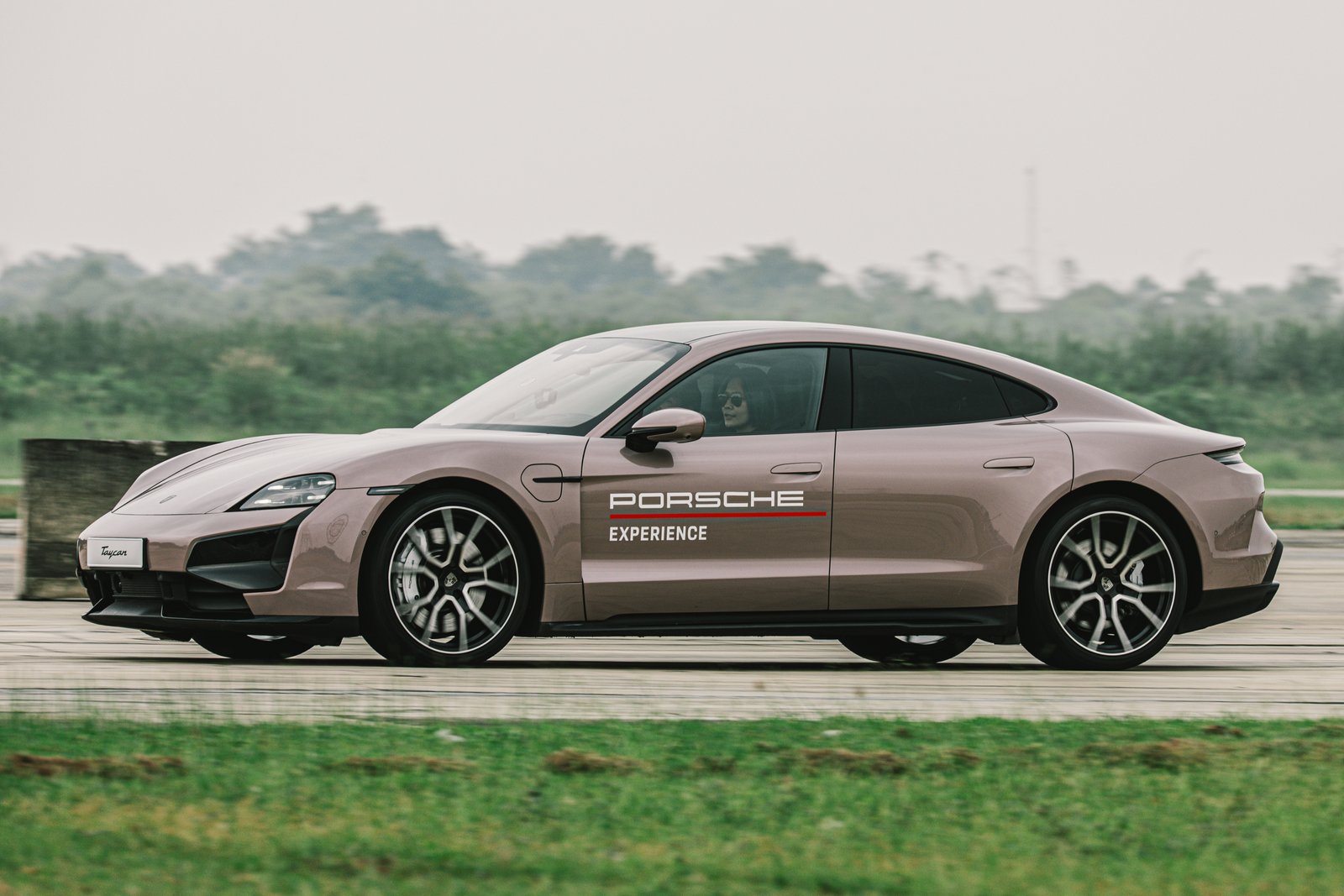 Porsche World Roadshow 8