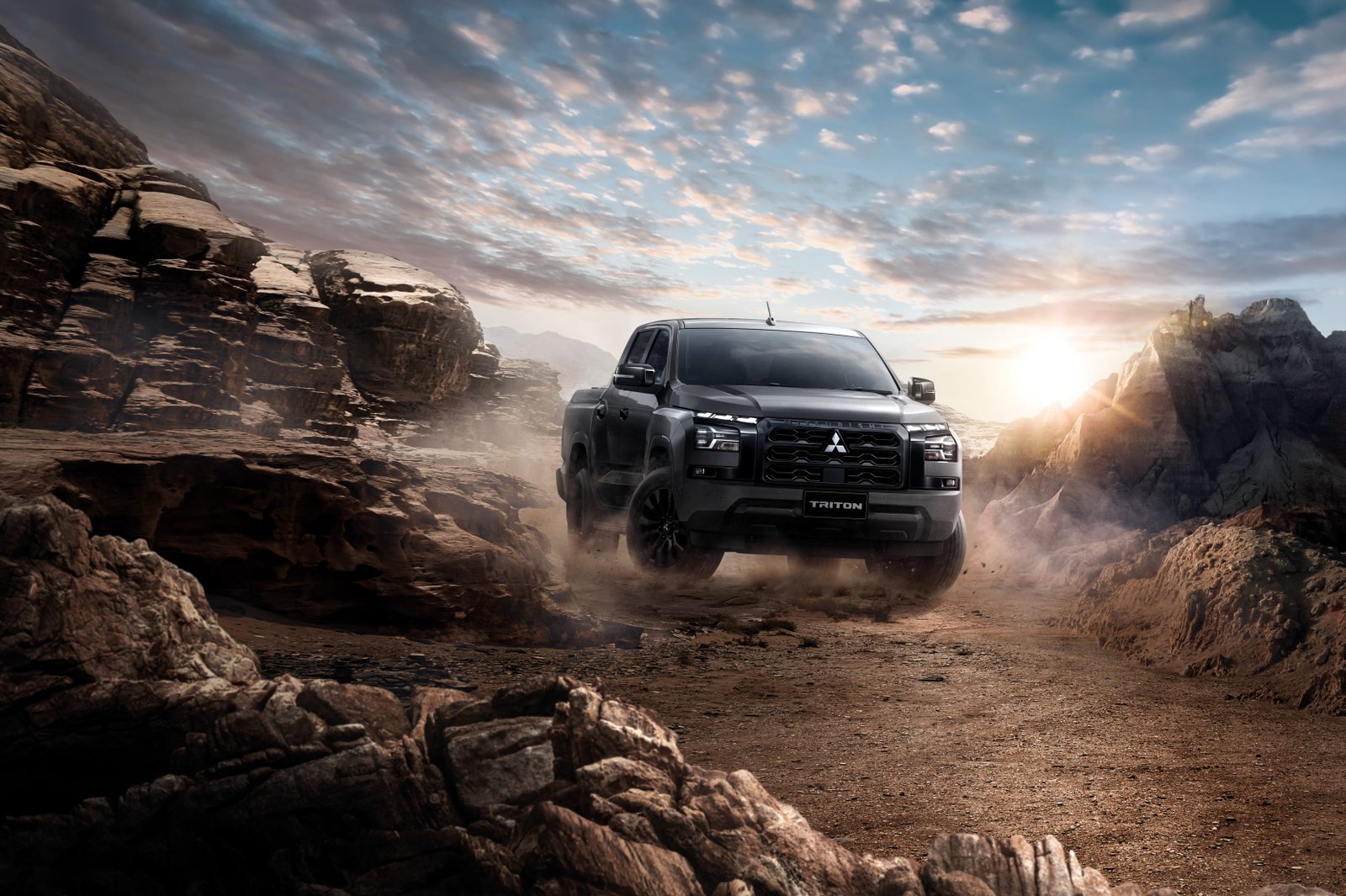 มิตซูบิชิ ไทรทัน รุ่นปี 2025 2