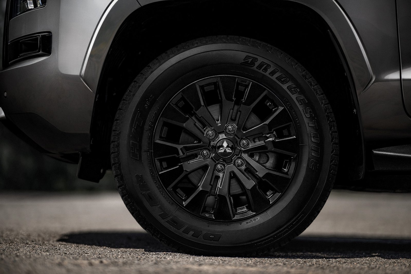 มิตซูบิชิ ไทรทัน รุ่นปี 2025 4