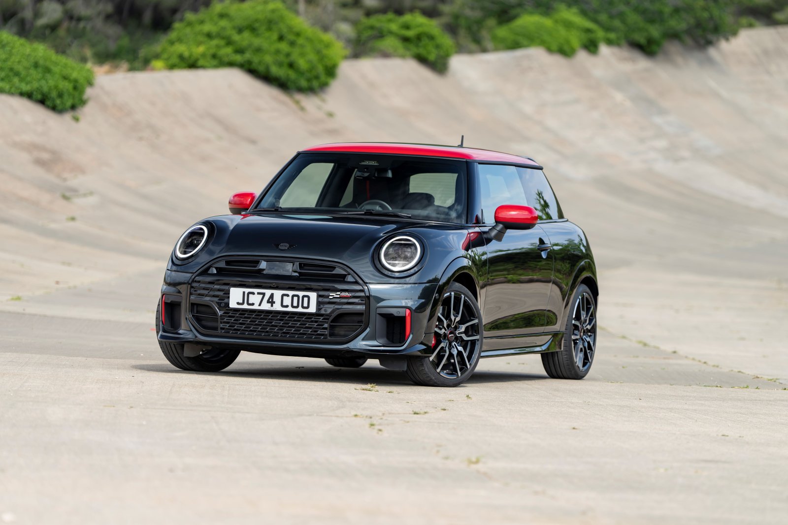MINI 9