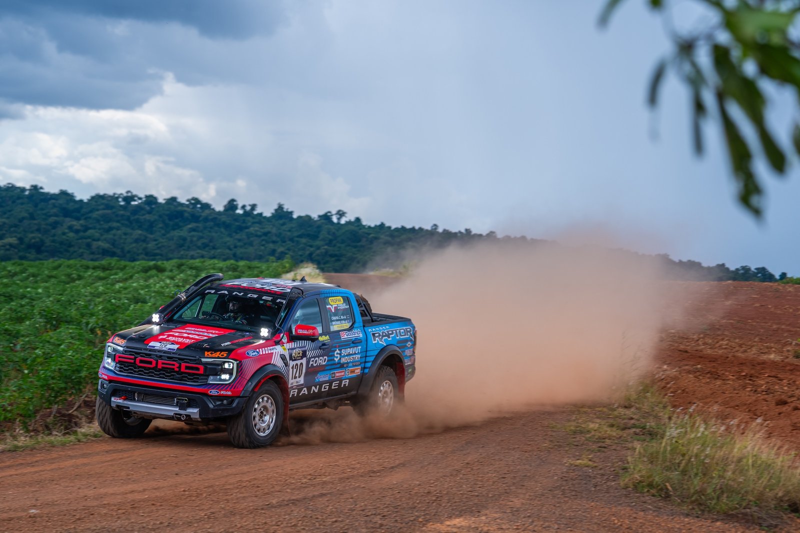 ฟอร์ด เรนเจอร์ แร็พเตอร์ 8