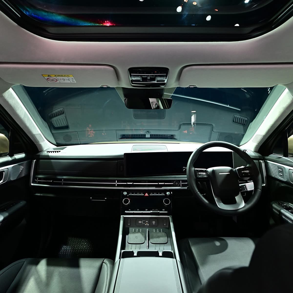 Hyundai all-new SANTA FE Hybrid 3