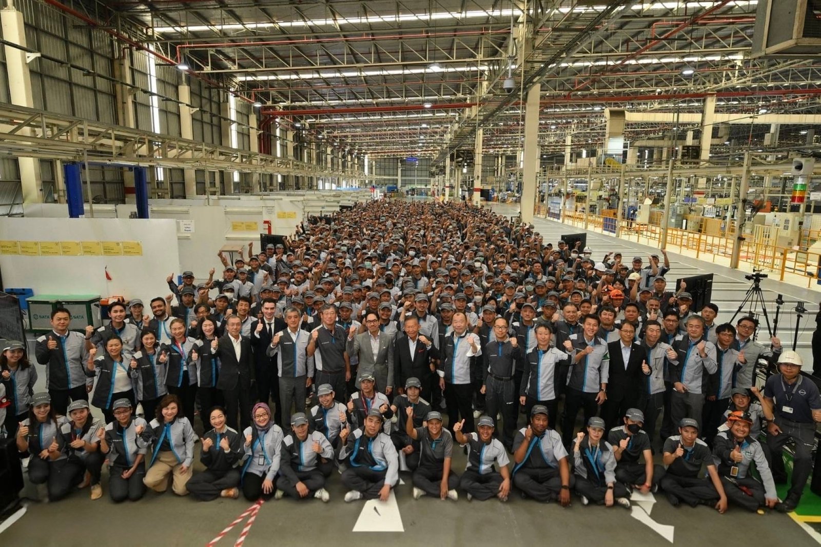 นิสสัน 3