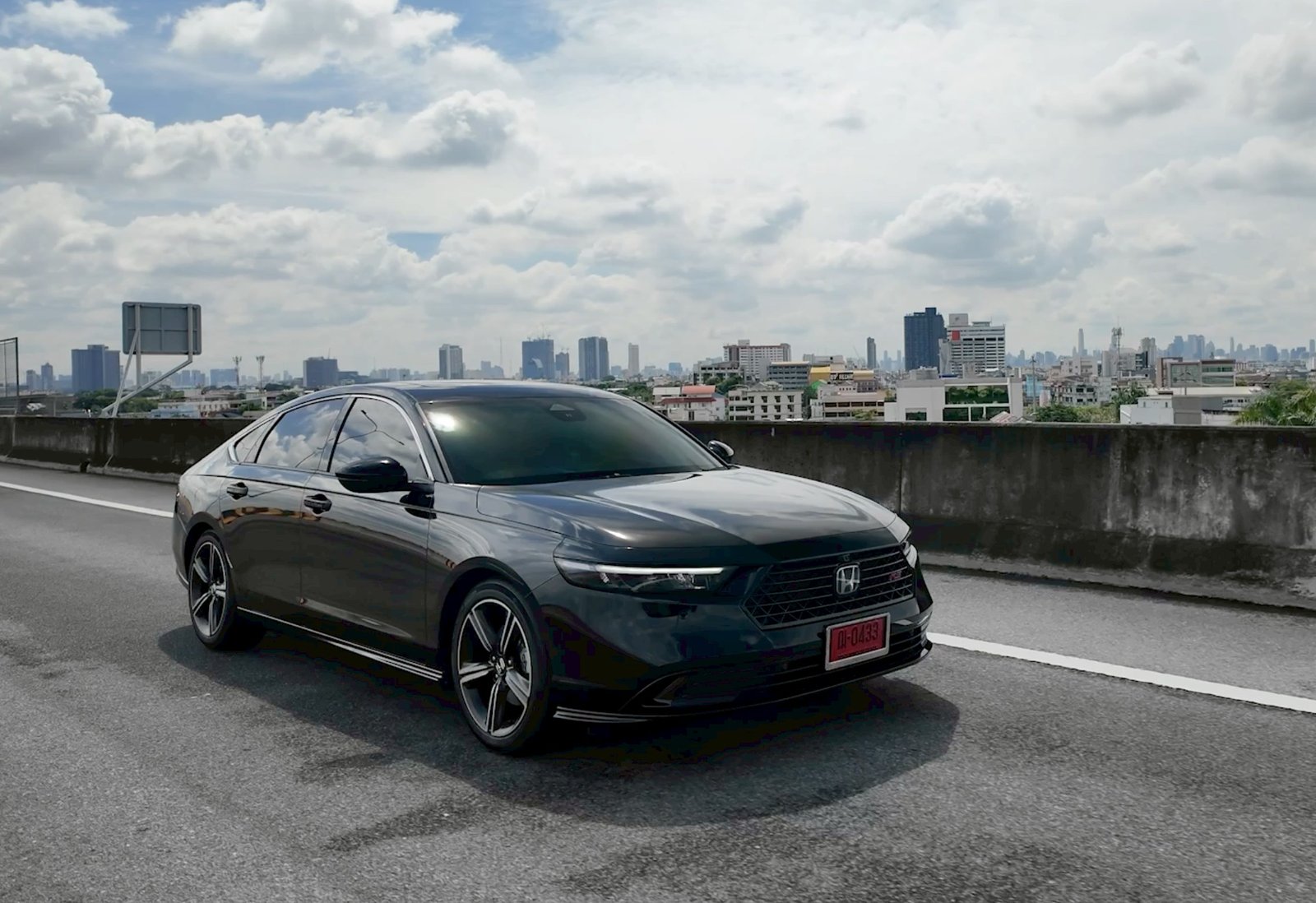  New Honda Accord e-HEV (MY 2025) 9