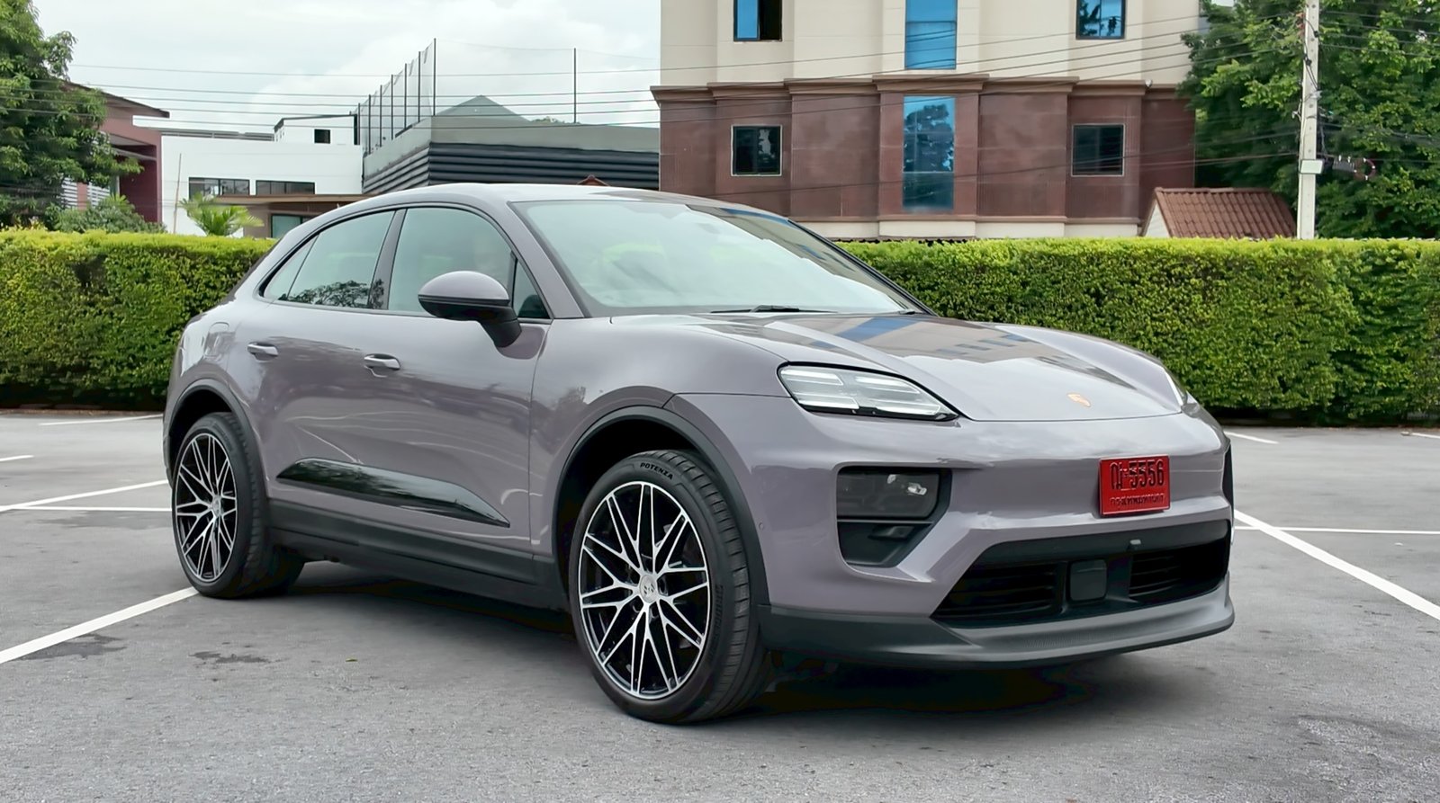 Porsche Macan 4 