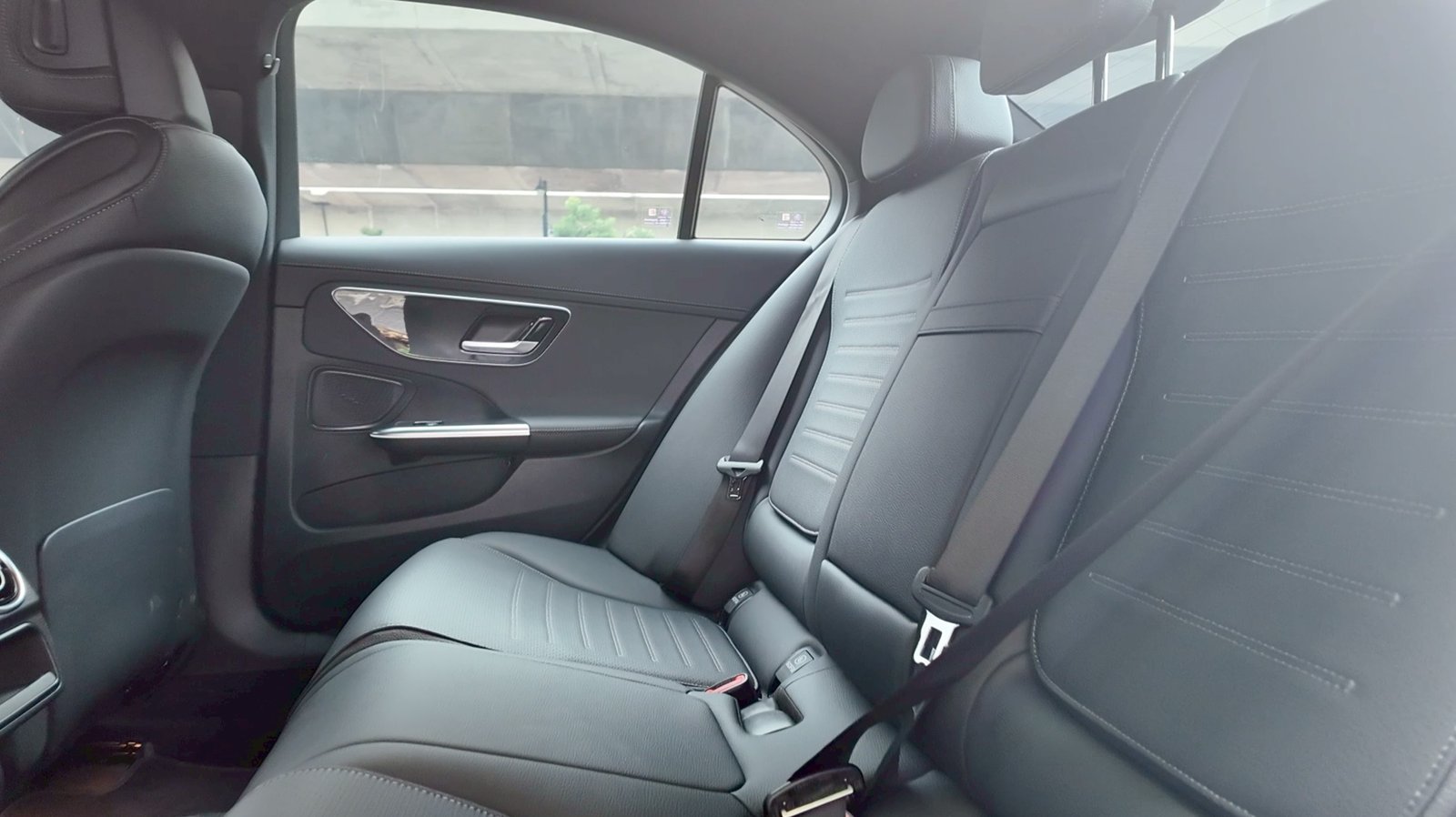 Mercedes C220d AMG Line  11