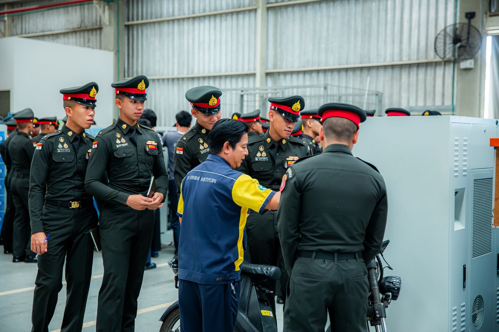 เอช เซม มอเตอร์ 6