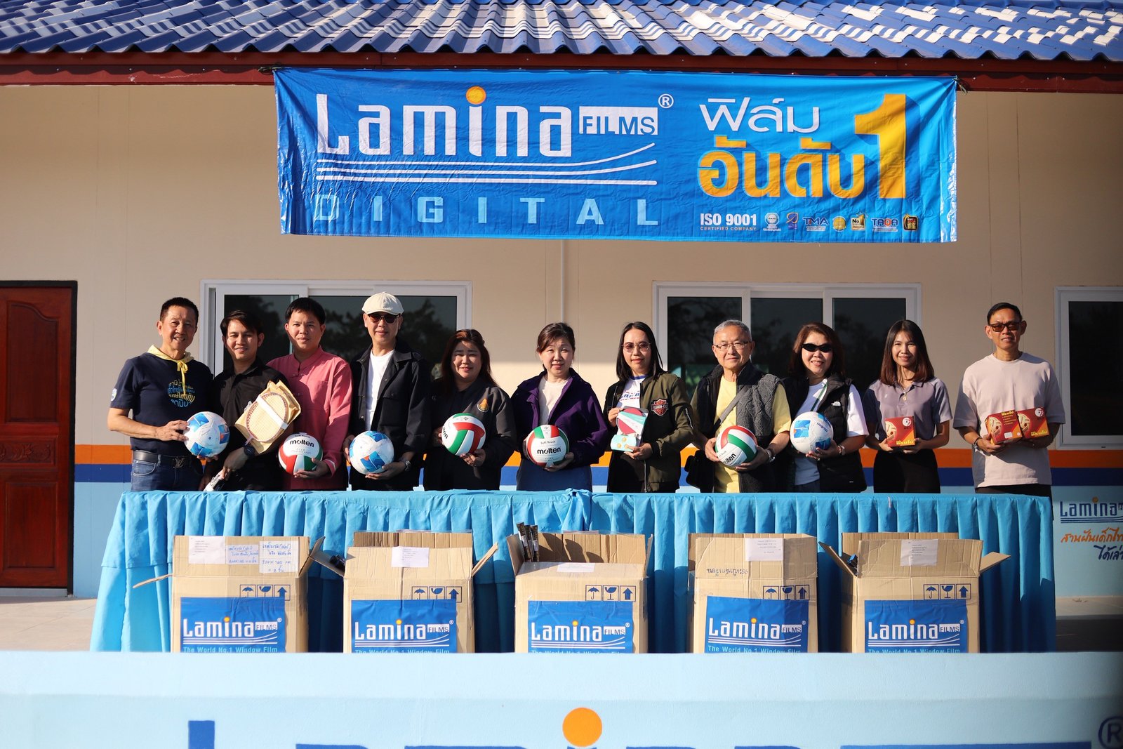 ลามิน่า 10