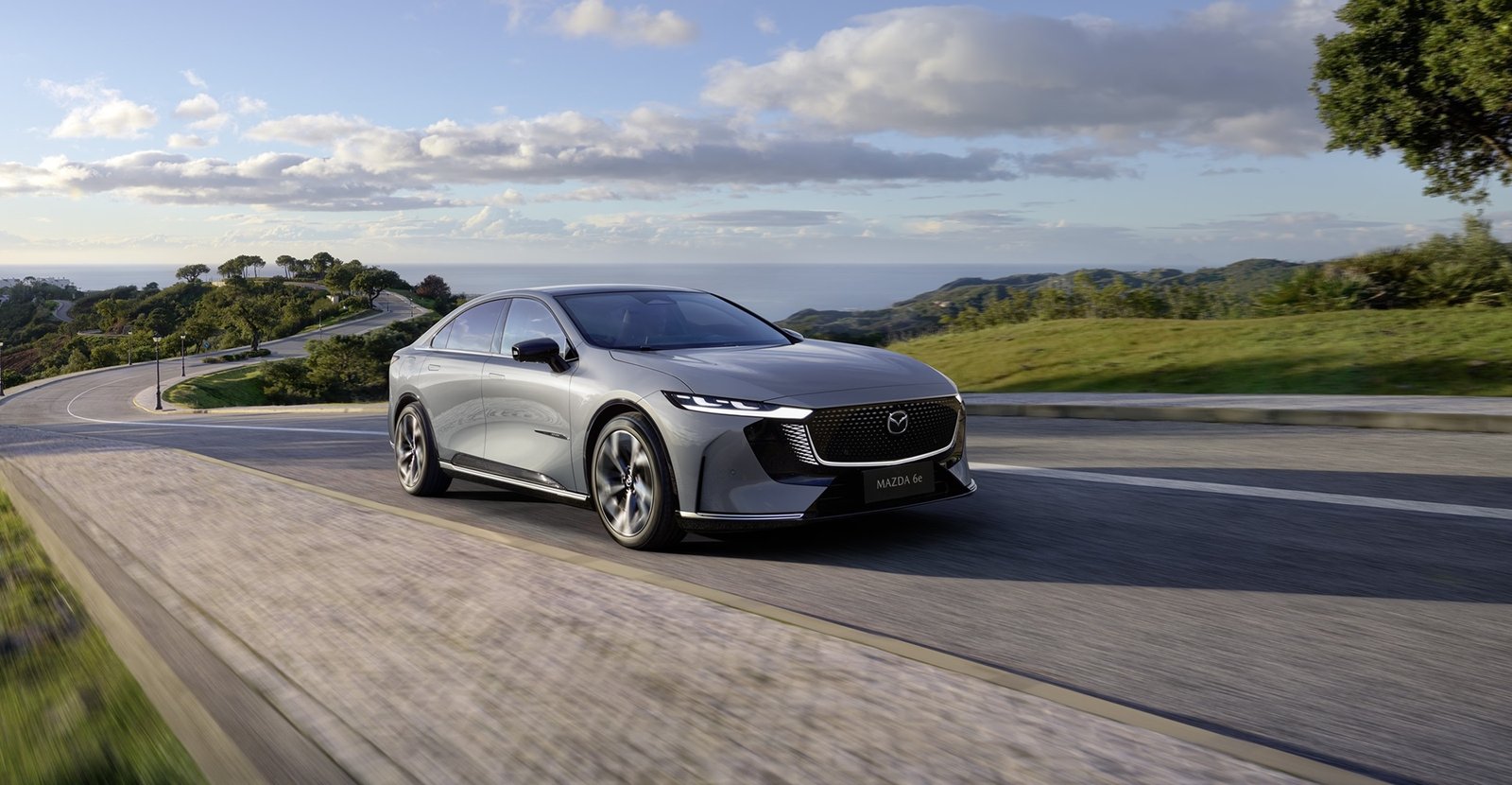 Mazda 6e 7