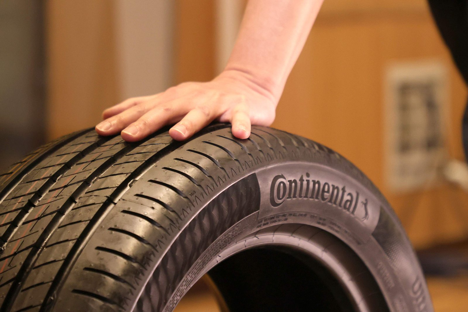 คอนติเนนทอล ไทร์ส 5