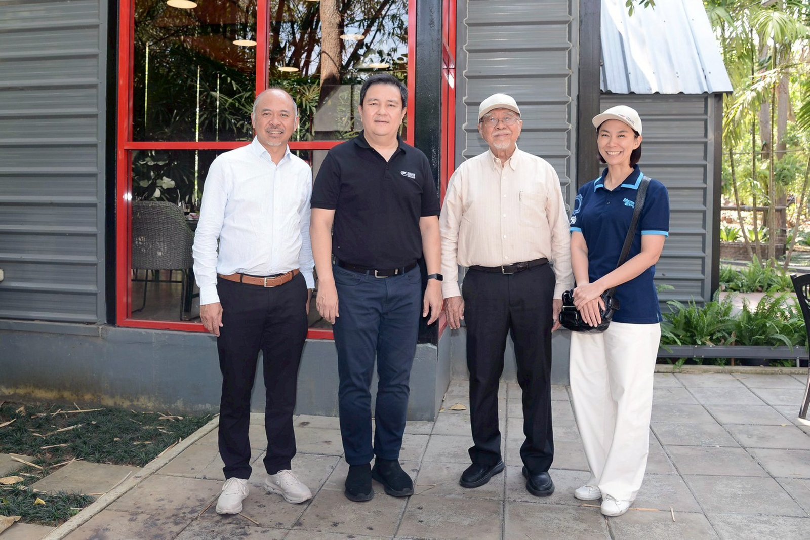 IMC สื่อสากล 8