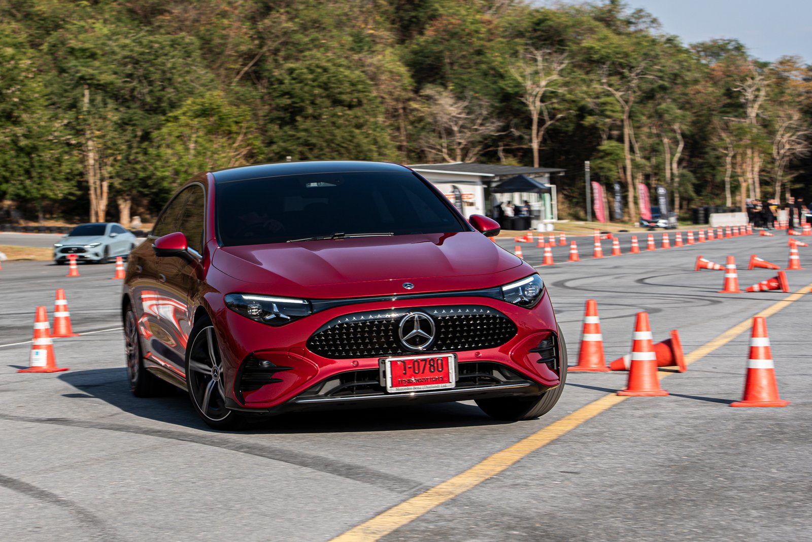 เมอร์เซเดส-เบนซ์ ประเทศไทย 9