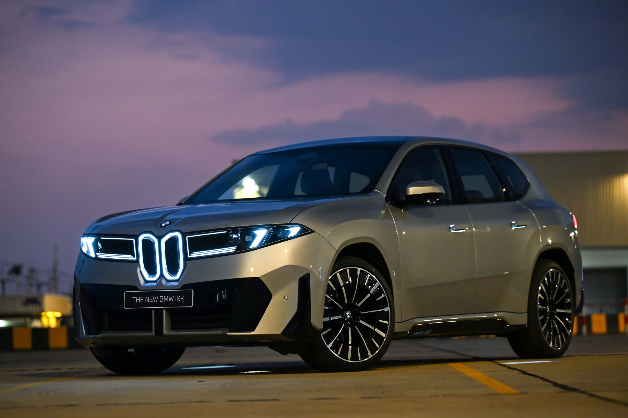 บีเอ็มดับเบิลยู iX3 50 xDrive M Sport ใหม่ 16