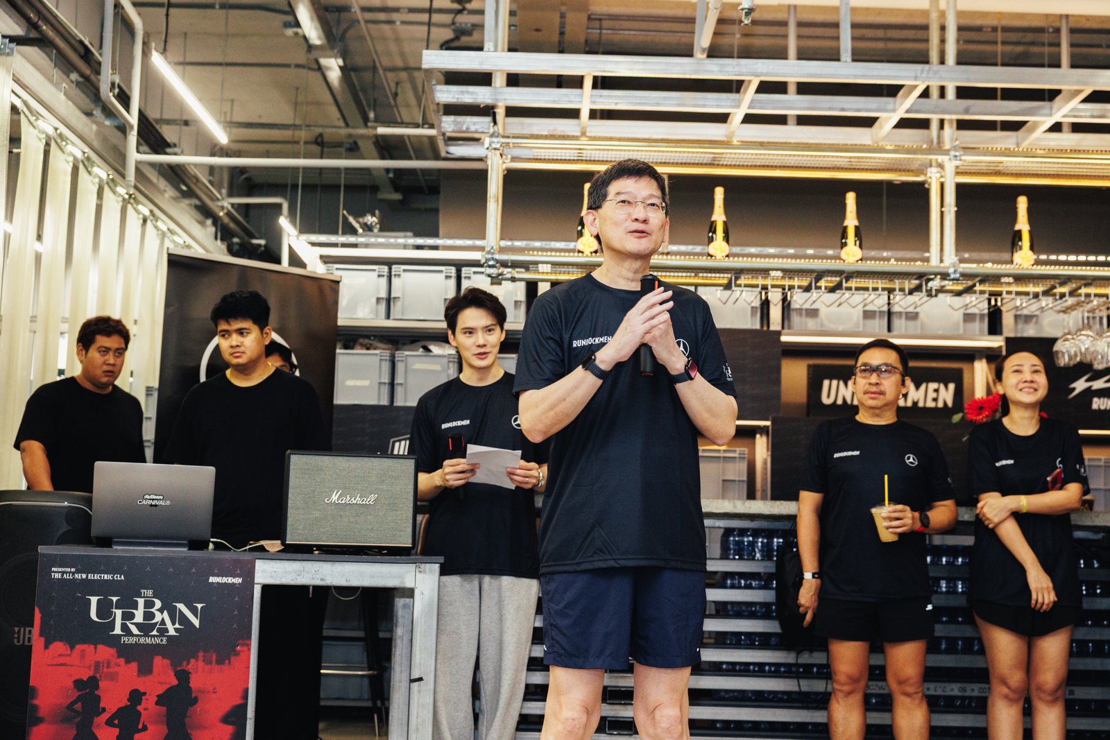 เมอร์เซเดส-เบนซ์ 3